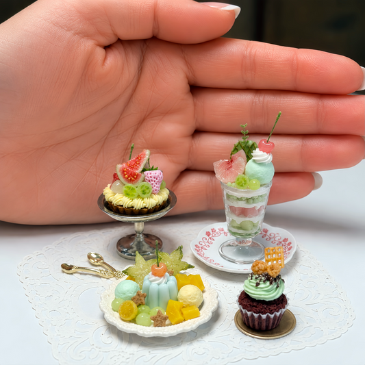 1:6 Scale Miniature Mint & Tropical Fruit Dessert Set – Dollhouse Fig Tart, Grape Parfait, Mint Jelly Plate & Chocolate Mint Cupcake, Handmade Polymer Clay Café Food for Blythe BJD Diorama