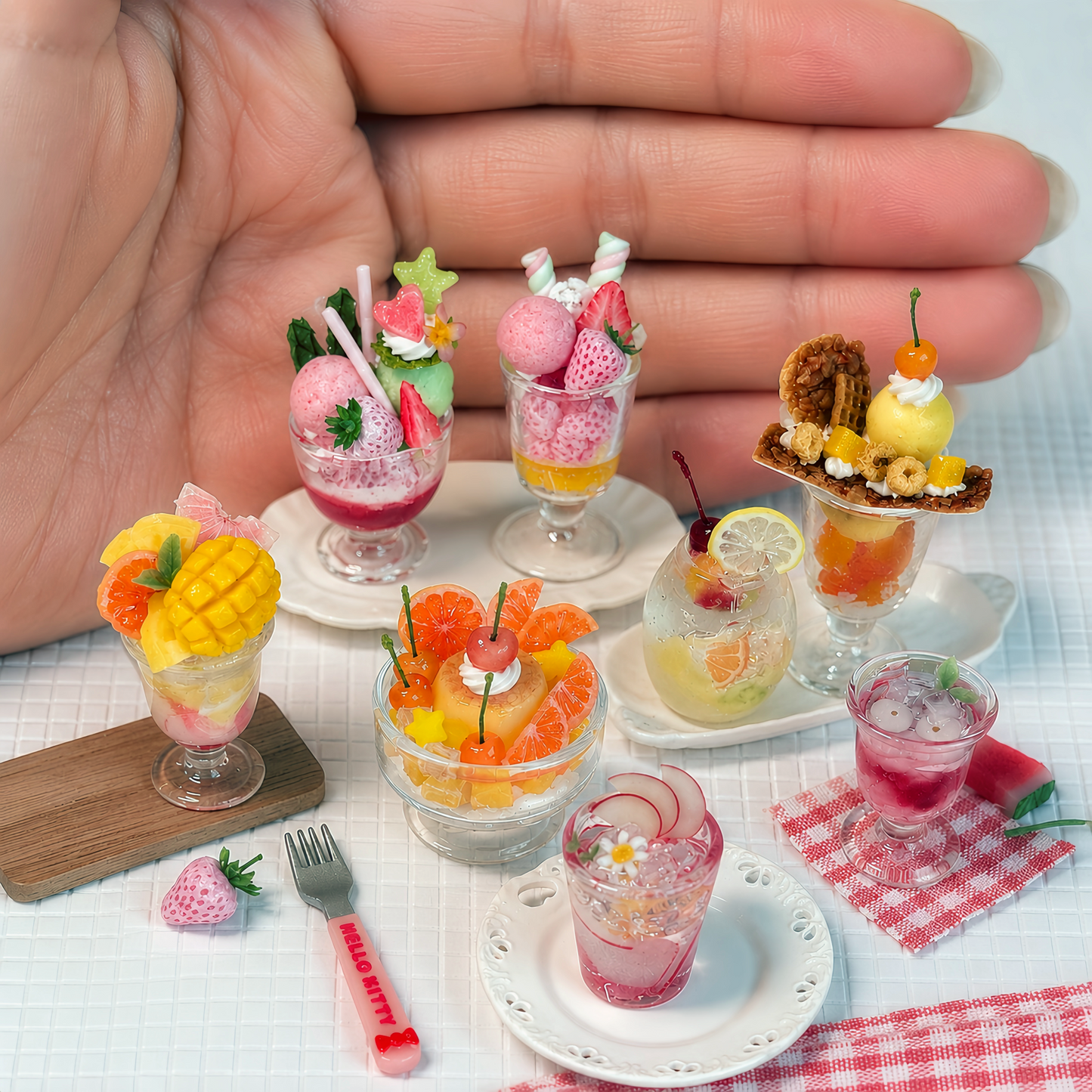 1:6 Scale Miniature Summer Fruit Drink & Parfait Collection – 8 Styles Dollhouse Mango, Strawberry, Citrus & Watermelon Café Set, Handmade Polymer Clay Kawaii Food for Blythe BJD Diorama