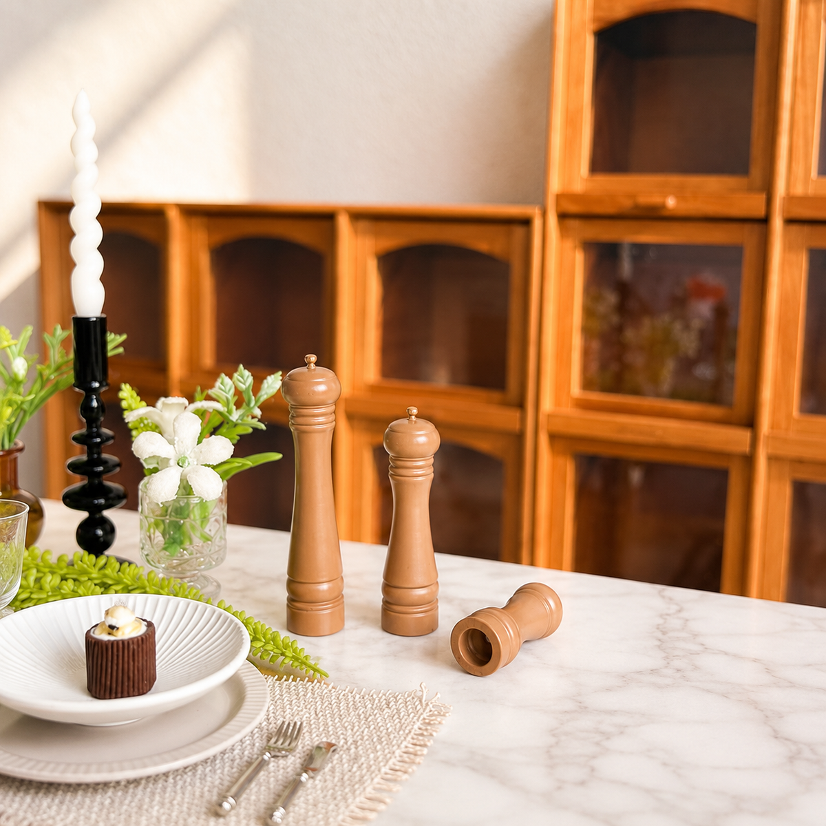 handmade clay miniature pepper mill grinder 1:12 scale dollhouse fdmini styled scene