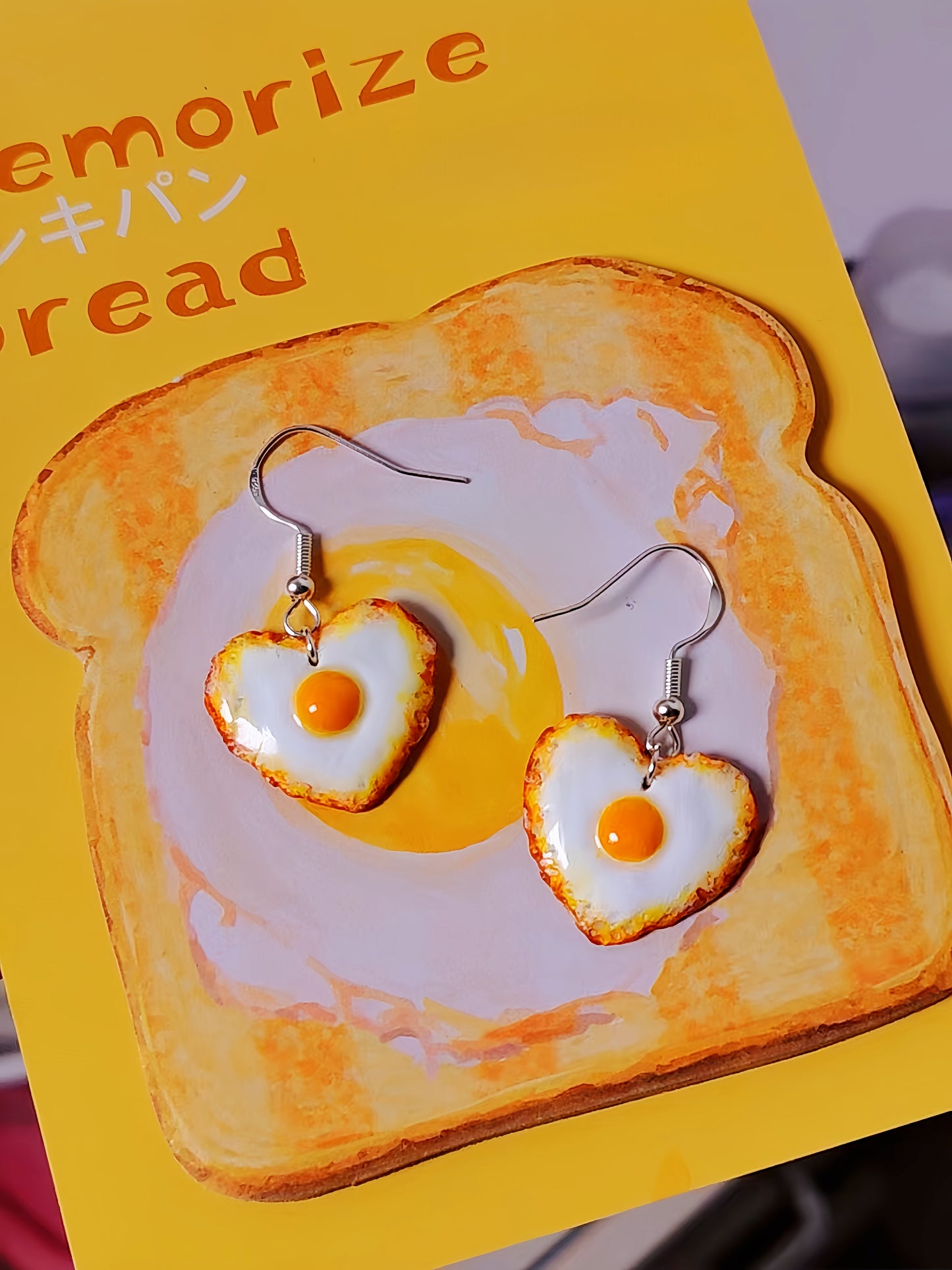 FDMINI Heart Fried Egg Earrings – Handmade Miniature Food Drop Earrings, Cute Quirky Sunny-Side-Up Egg Dangle Earrings for Women