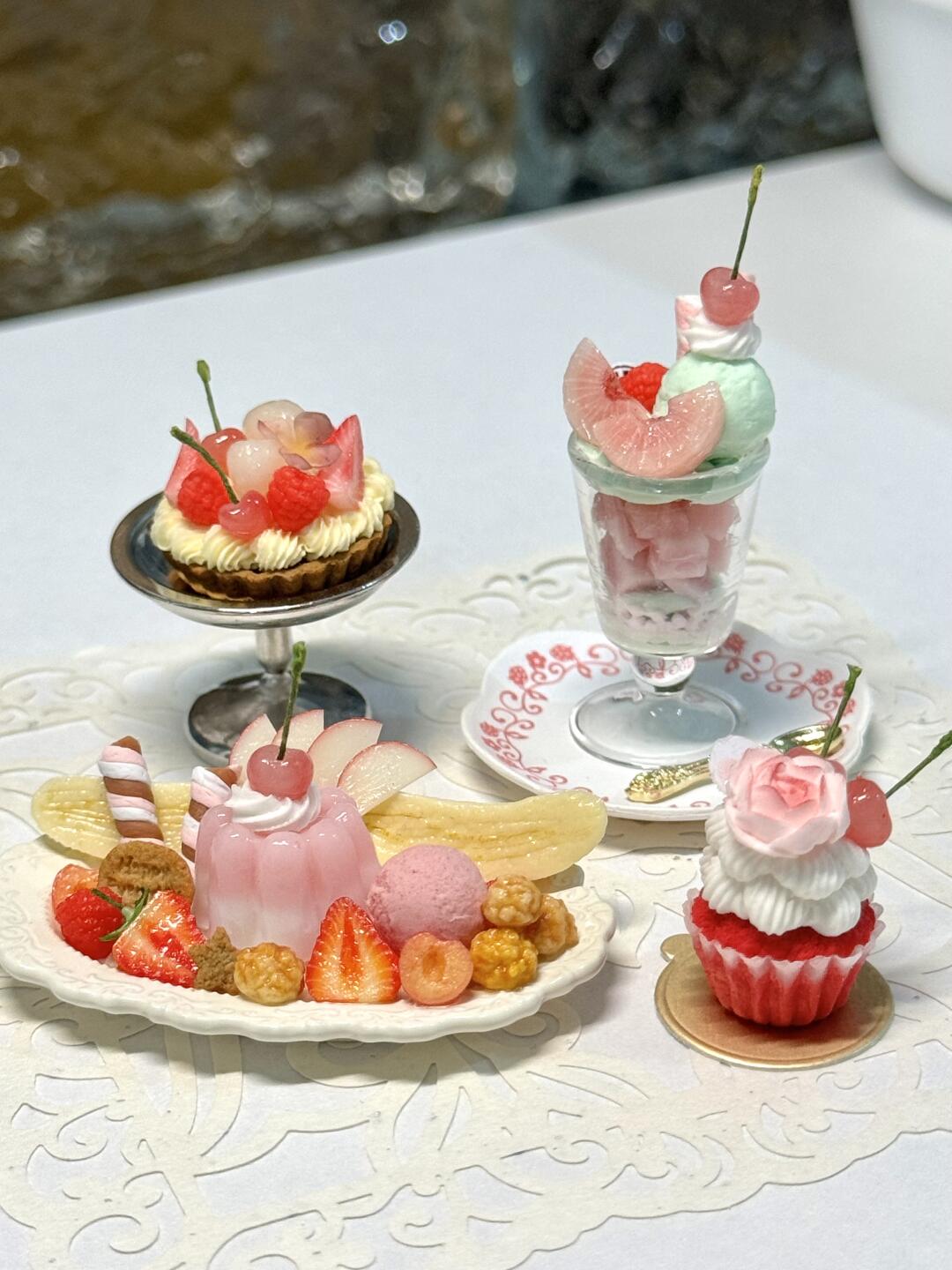1:6 Scale Miniature Pink Rose Dessert Set – Dollhouse Fruit Tart, Jelly Parfait, Fruit Plate & Red Velvet Cupcake, Handmade Polymer Clay Kawaii Bakery Food for Blythe BJD Diorama