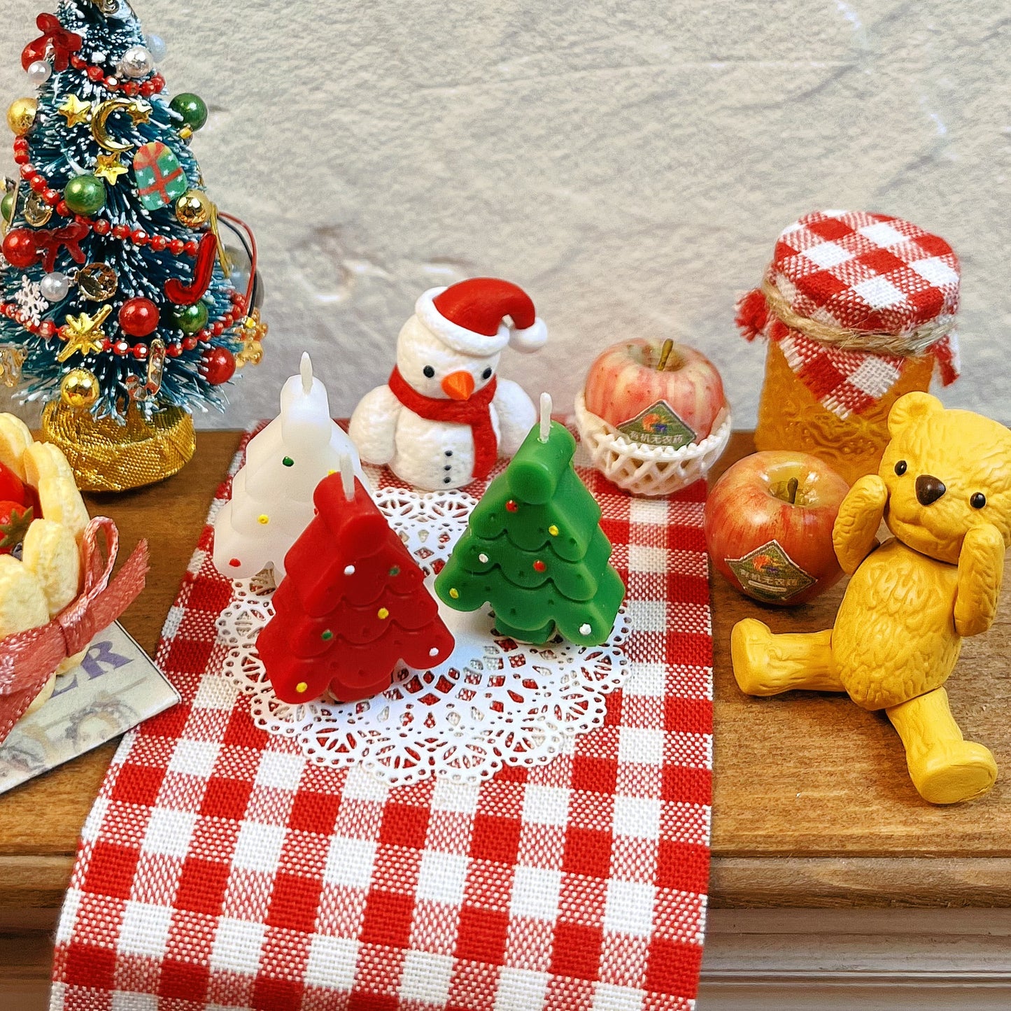 FDMINI Mini Christmas Tree Candles – Set of 3 Handmade Miniature Holiday Candles for 1/6 1/8 1/12 Scale Dollhouse, BJD & Blythe Doll Scenes