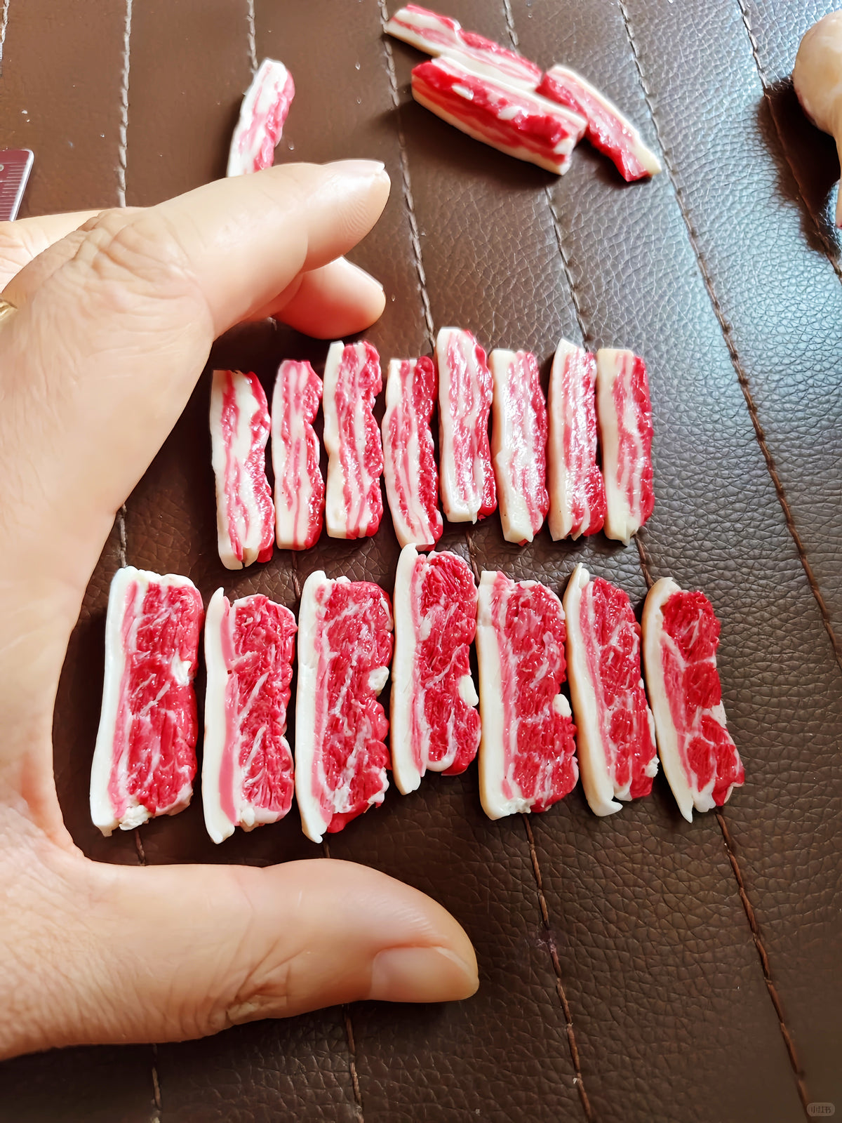 handmade polymer clay miniature pork belly slices 1:6 scale dollhouse fdmini close-up