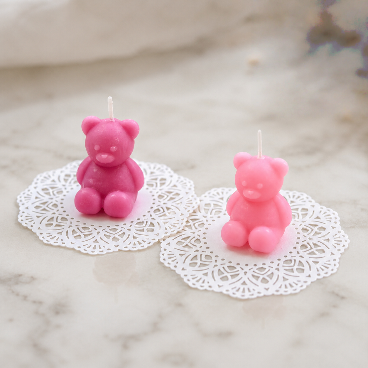 FDMINI Mini Teddy Bear Candles – Set of 8 Cute Handmade Miniature Bear Candles for 1:6 1:8 1:12 Scale Dollhouse, BJD & Blythe Scenes