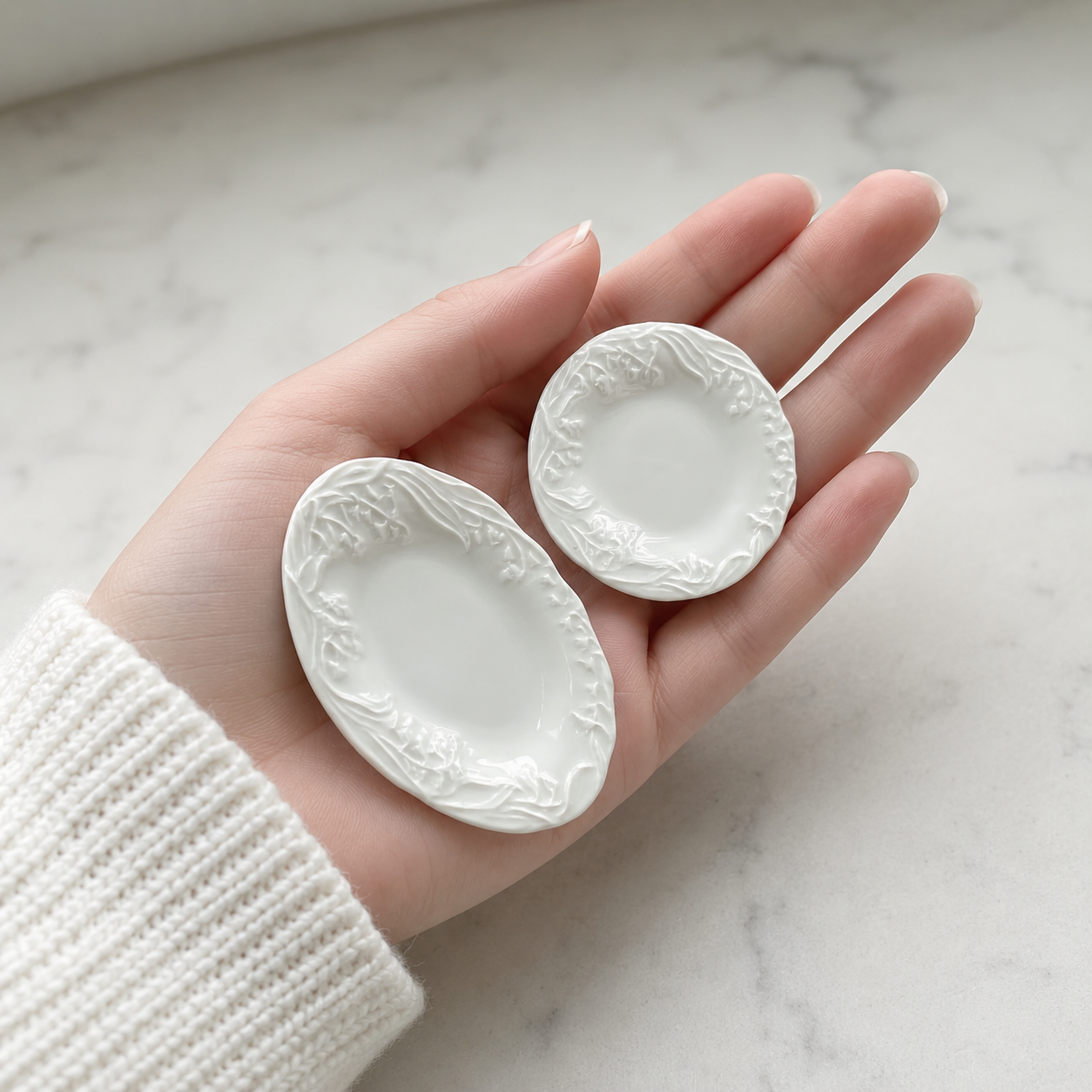 FDMINI Mini Ceramic Plates – 6 Coastal Shell & Embossed Floral Designs Miniature Dish Props for 1:6 Scale Dollhouse, BJD & Blythe Scenes
