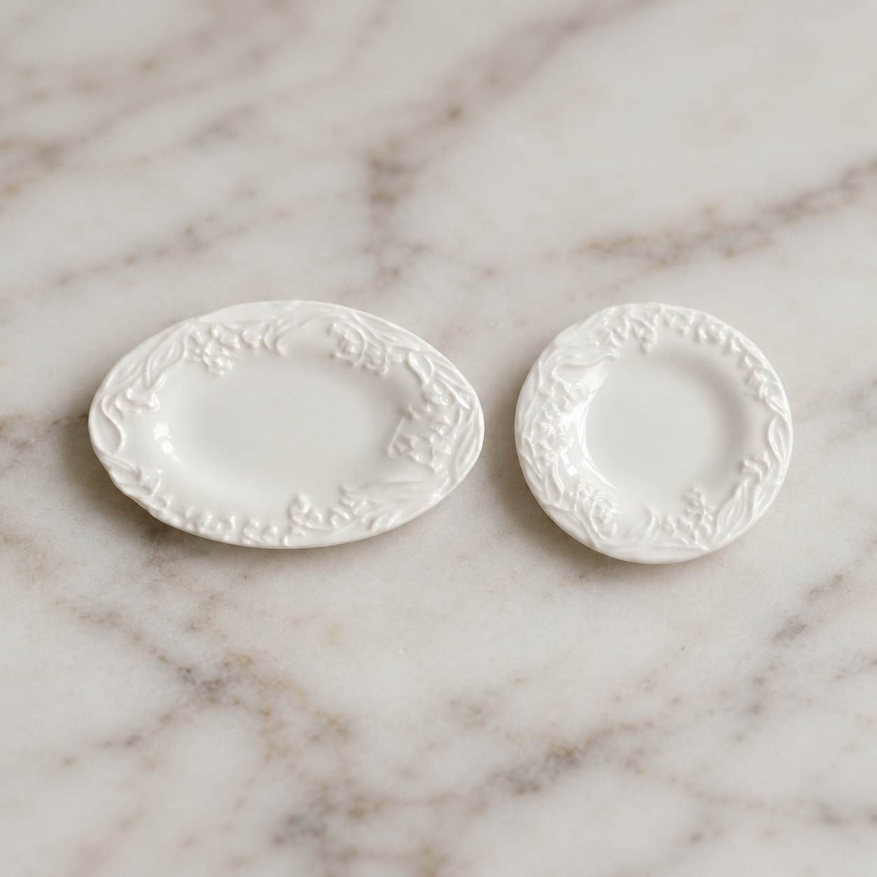 FDMINI Mini Ceramic Plates – 6 Coastal Shell & Embossed Floral Designs Miniature Dish Props for 1:6 Scale Dollhouse, BJD & Blythe Scenes