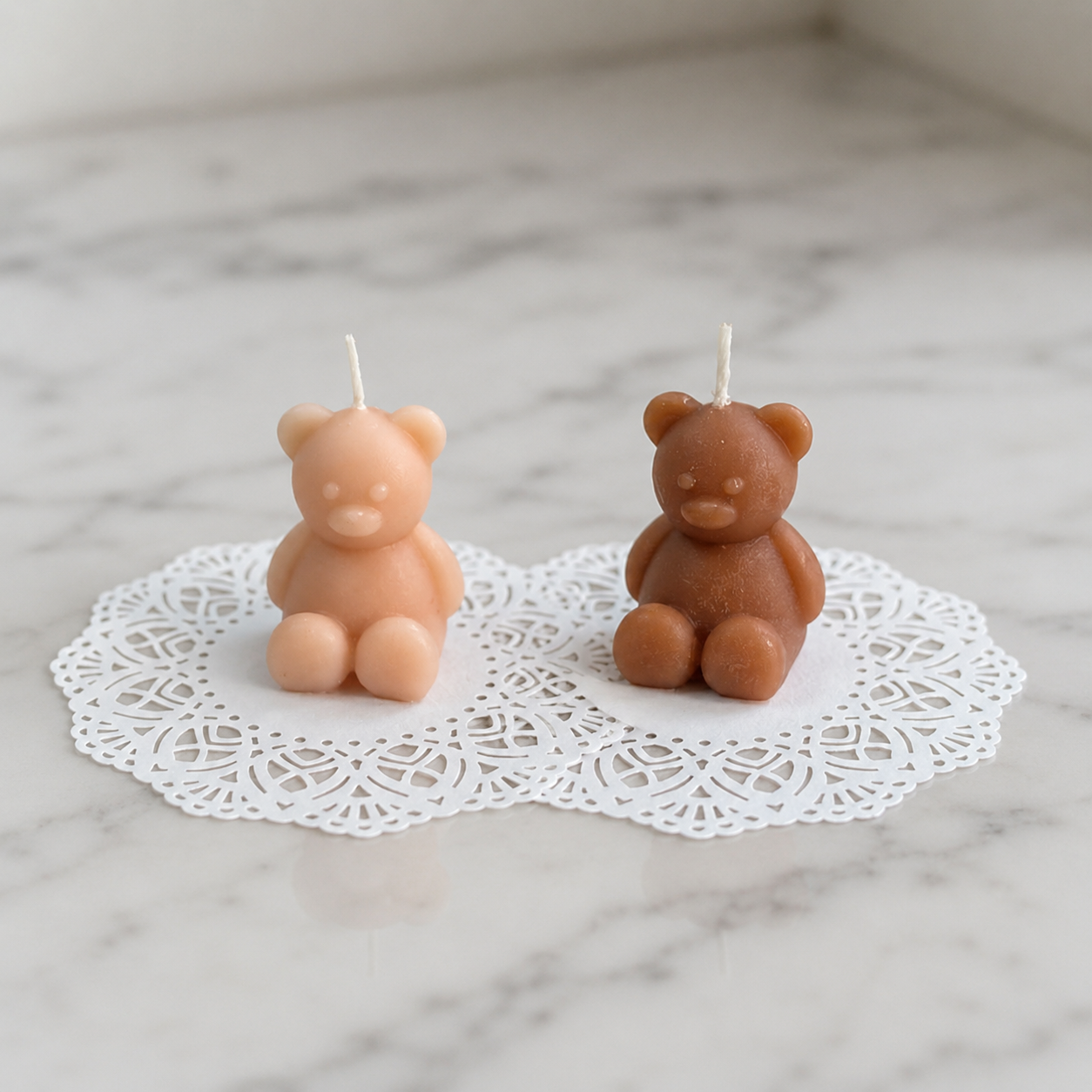 FDMINI Mini Teddy Bear Candles – Set of 8 Cute Handmade Miniature Bear Candles for 1:6 1:8 1:12 Scale Dollhouse, BJD & Blythe Scenes